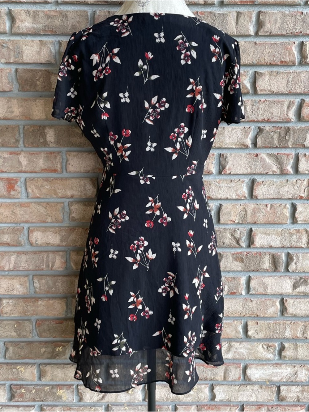 Madewell Black Floral V-Neck Mini Dress - Picture 6 of 7